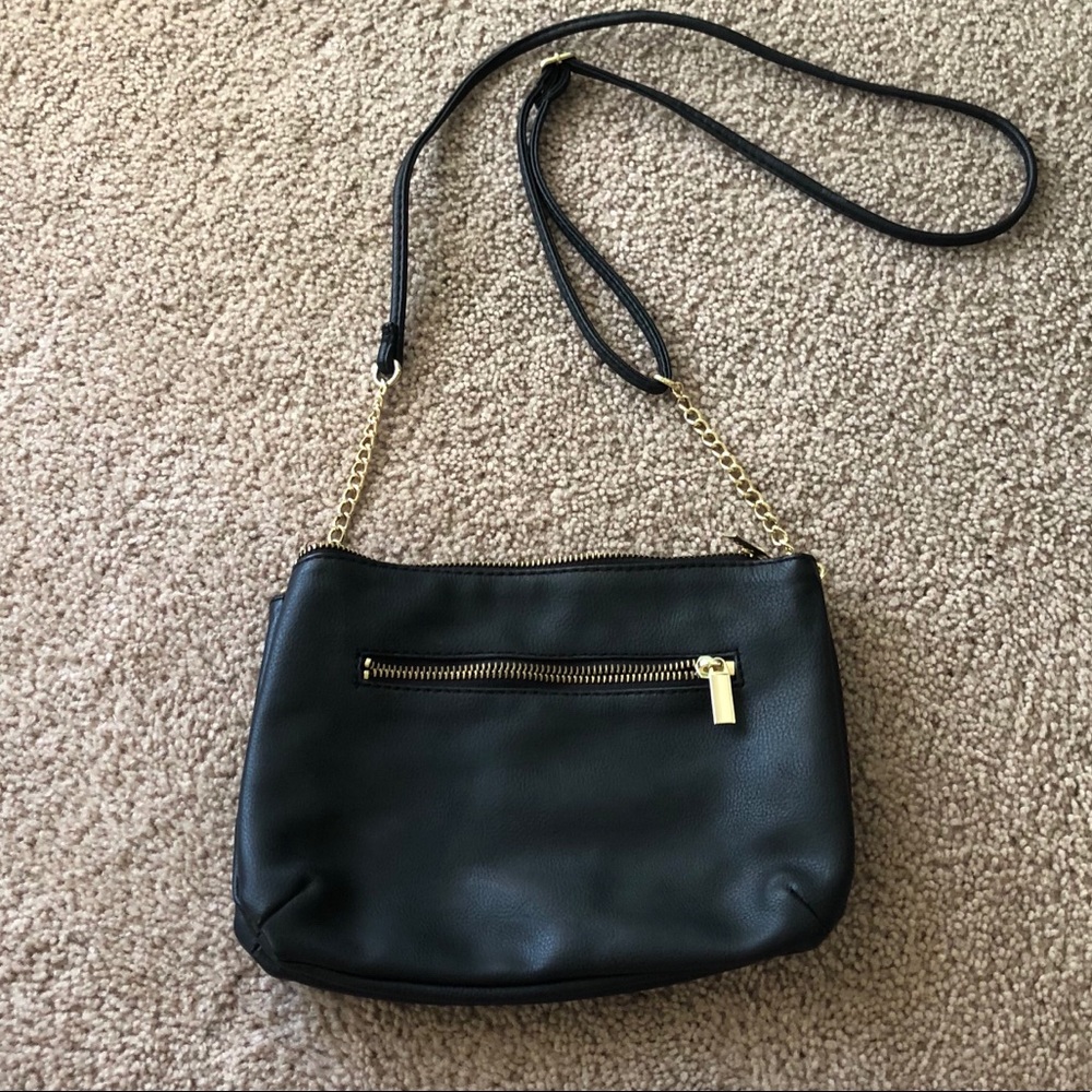 NWOT forever 21 black purse